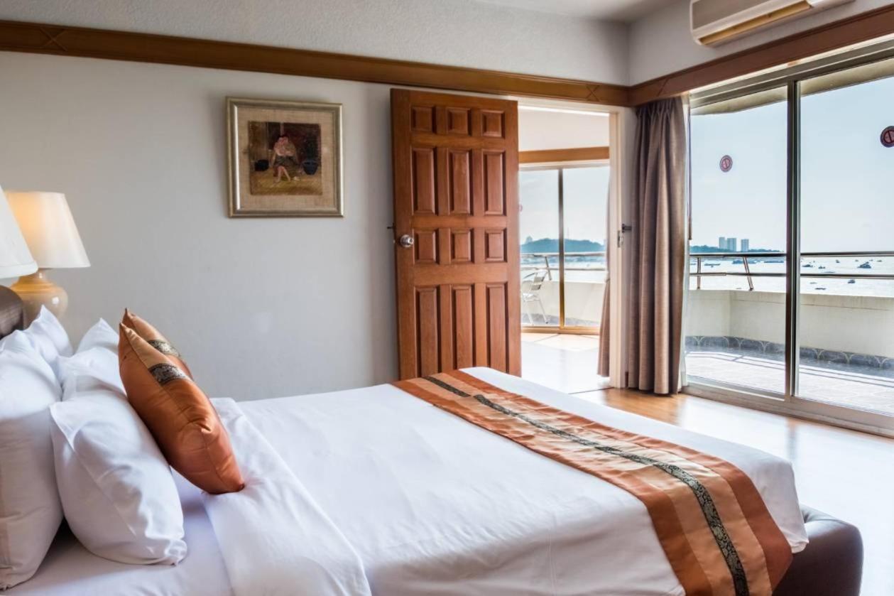 Markland Seaside Pattaya Exterior photo